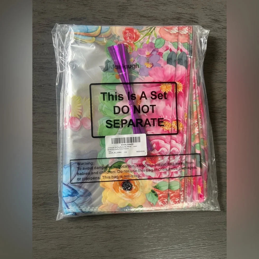 30 pcs of Floral Butterfly Party Favor Bags